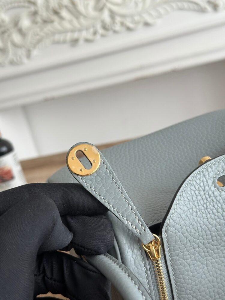 Hermes Lindy Mini 19cm Bag Taurillon Clemence Leather