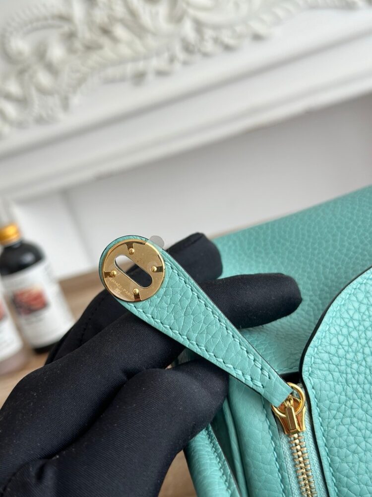 Hermes Lindy Mini 19cm Bag Taurillon Clemence Leather