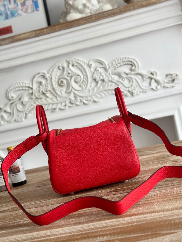 Hermes Lindy Mini 19cm Bag Taurillon Clemence Leather