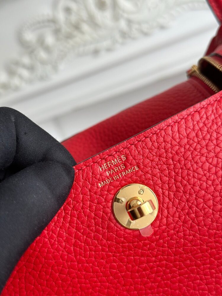 Hermes Lindy Mini 19cm Bag Taurillon Clemence Leather