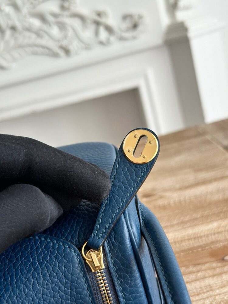 Hermes Lindy Mini 19cm Bag Taurillon Clemence Leather