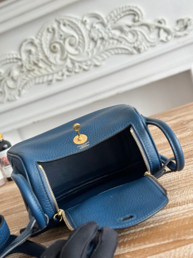 Hermes Lindy Mini 19cm Bag Taurillon Clemence Leather