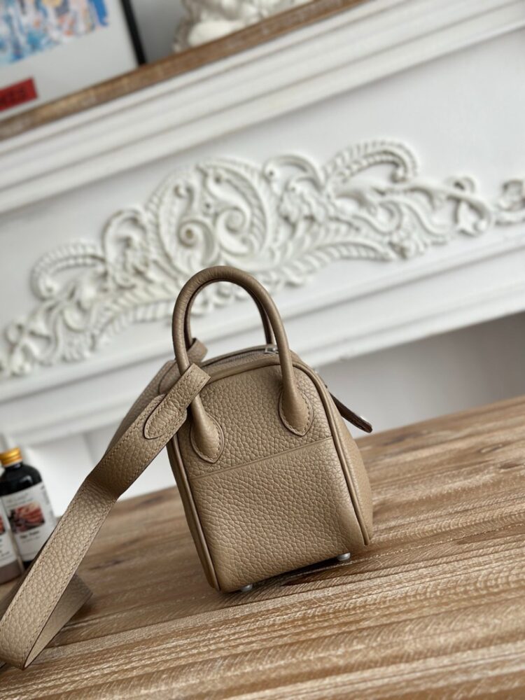 Hermes Lindy Mini 19cm Bag Taurillon Clemence Leather