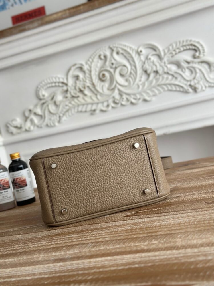 Hermes Lindy Mini 19cm Bag Taurillon Clemence Leather