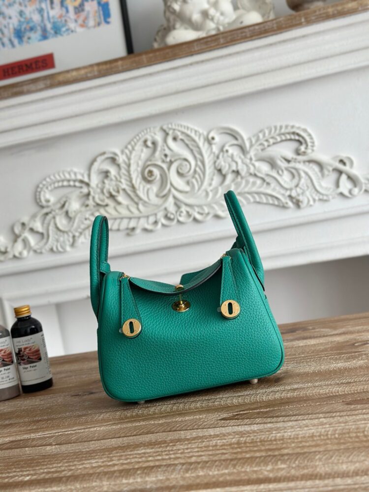 Hermes Lindy Mini 19cm Bag Taurillon Clemence Leather