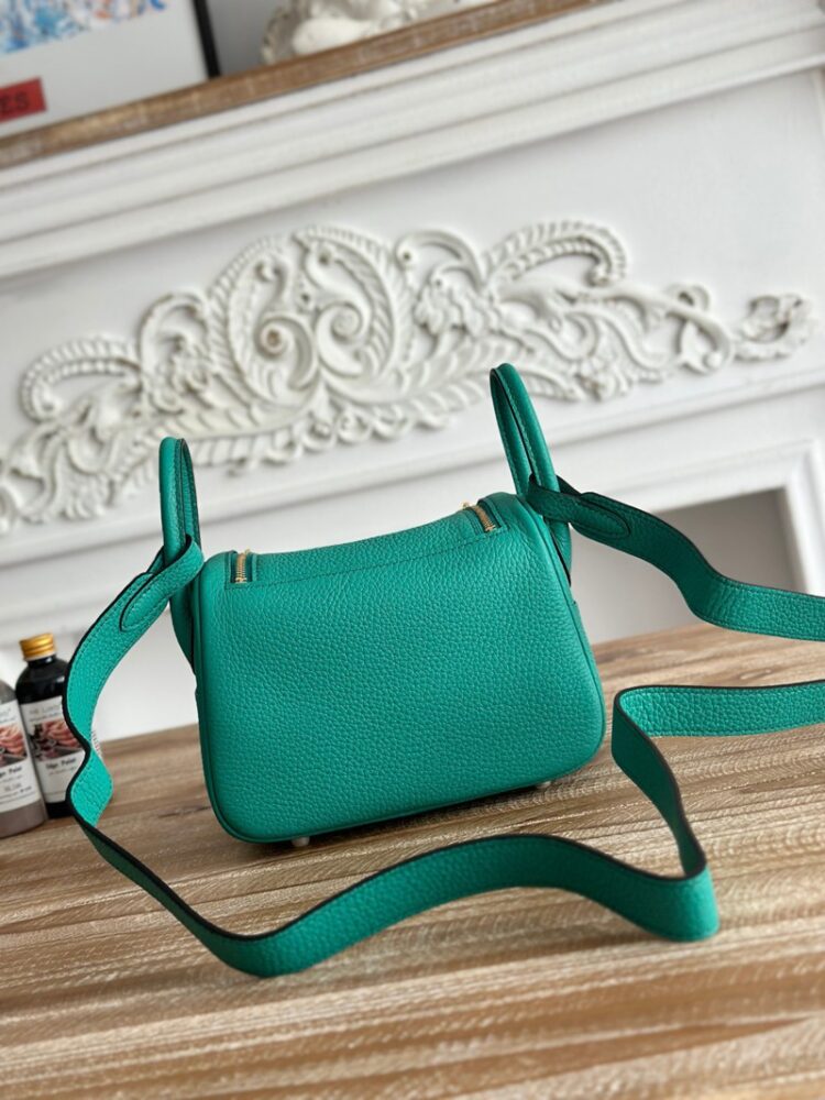 Hermes Lindy Mini 19cm Bag Taurillon Clemence Leather