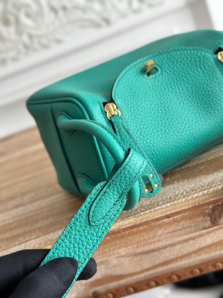 Hermes Lindy Mini 19cm Bag Taurillon Clemence Leather
