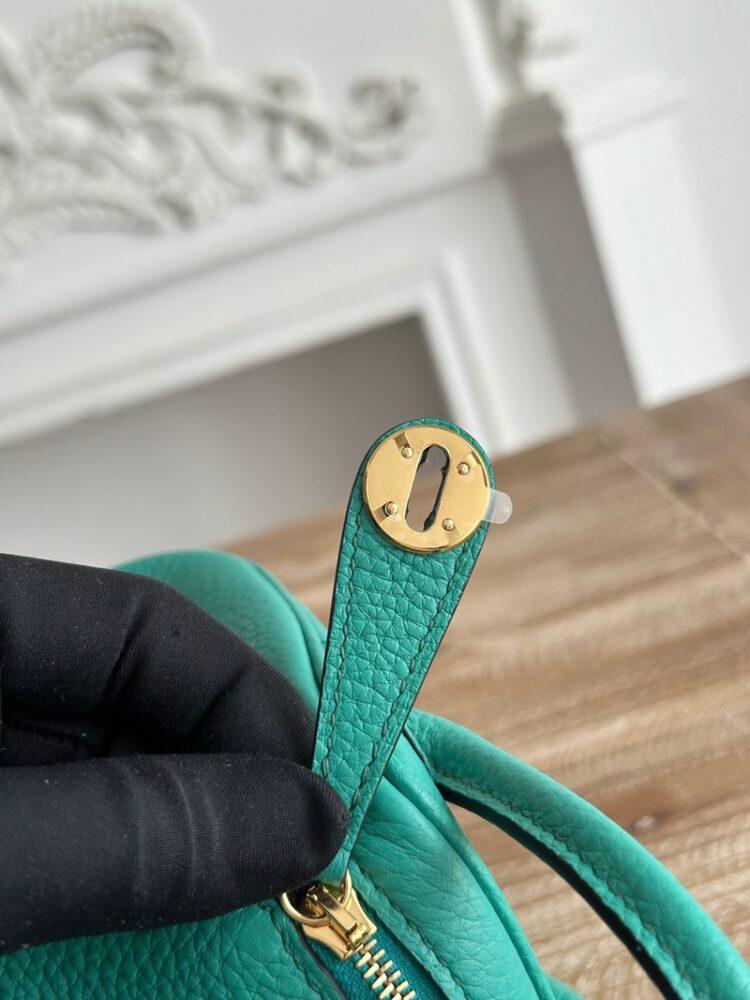 Hermes Lindy Mini 19cm Bag Taurillon Clemence Leather