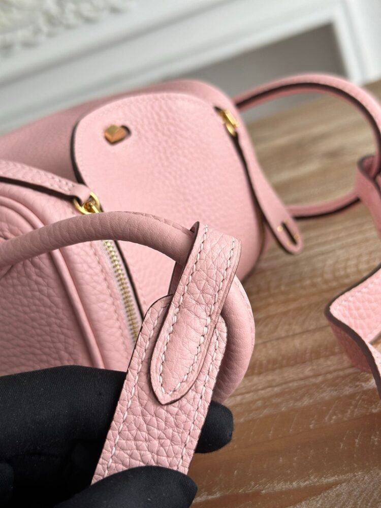 Hermes Lindy Mini 19cm Bag Taurillon Clemence Leather