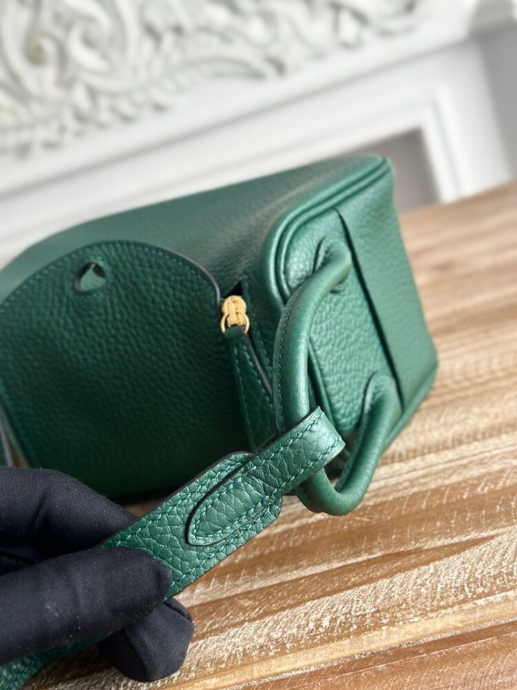 Hermes Lindy Mini 19cm Bag Taurillon Clemence Leather