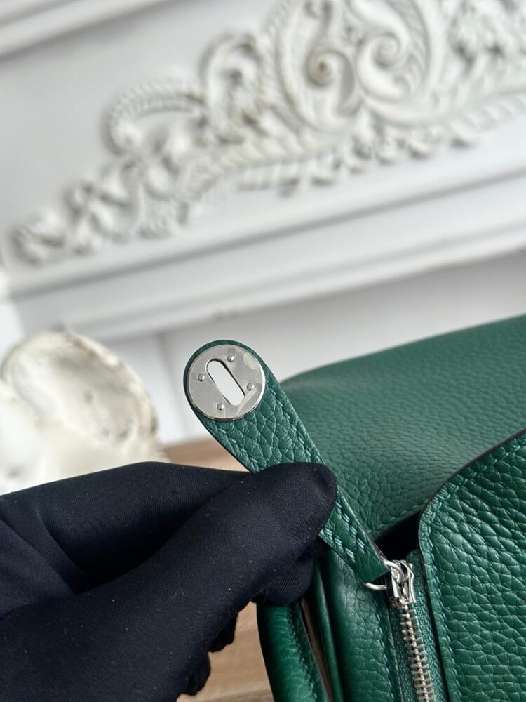 Hermes Lindy Mini 19cm Bag Taurillon Clemence Leather