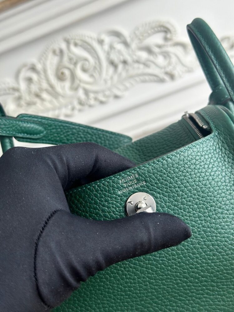 Hermes Lindy Mini 19cm Bag Taurillon Clemence Leather