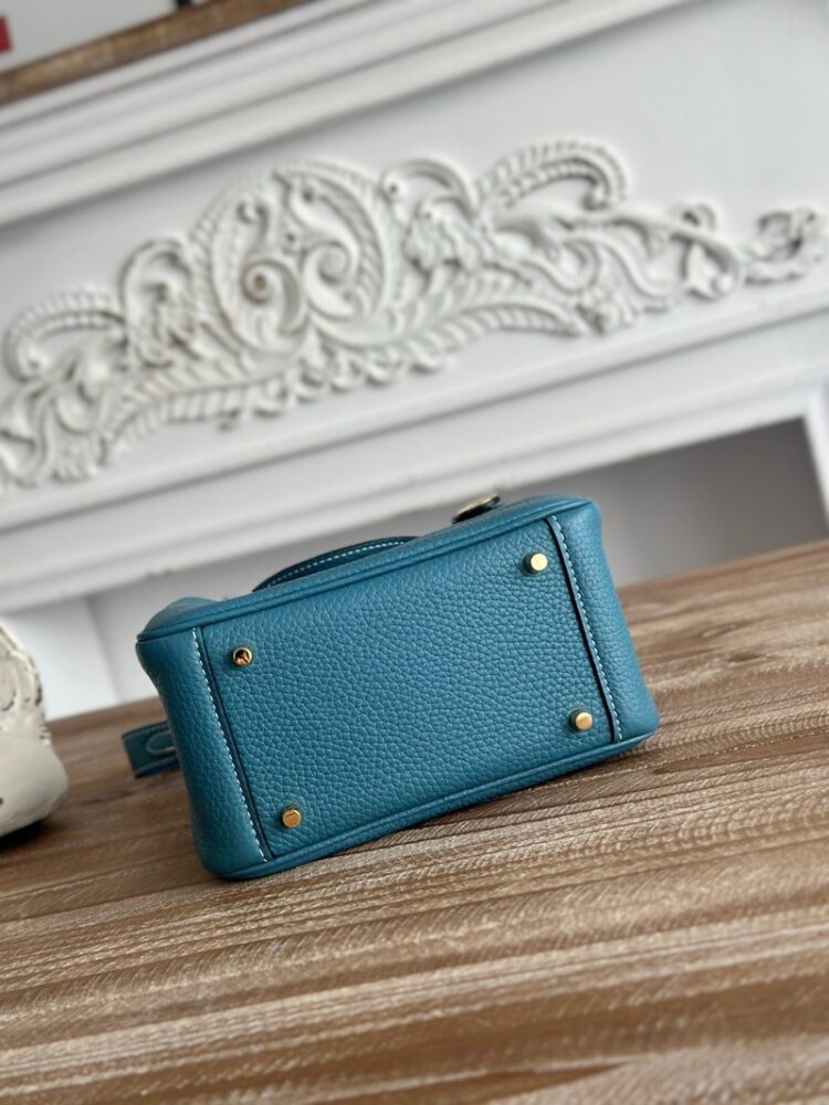 Hermes Lindy Mini 19cm Bag Taurillon Clemence Leather