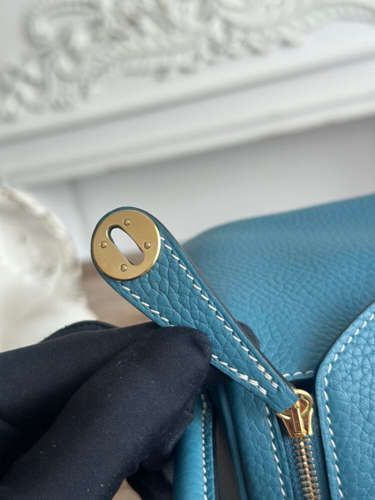 Hermes Lindy Mini 19cm Bag Taurillon Clemence Leather