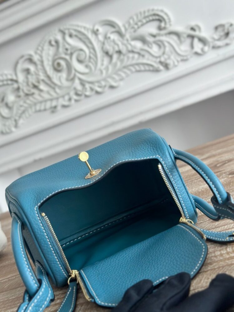 Hermes Lindy Mini 19cm Bag Taurillon Clemence Leather