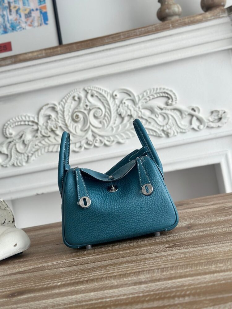 Hermes Lindy Mini 19cm Bag Taurillon Clemence Leather