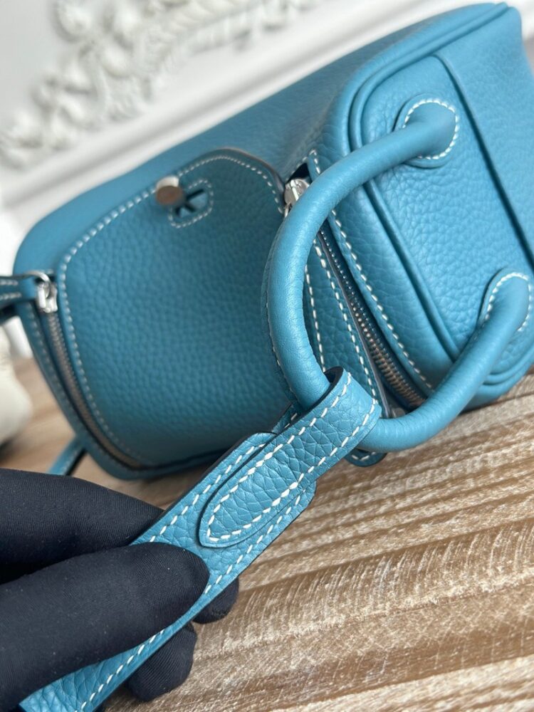 Hermes Lindy Mini 19cm Bag Taurillon Clemence Leather