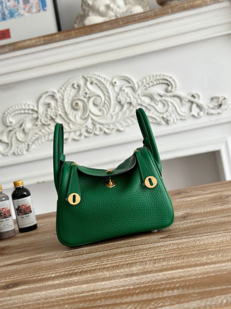 Hermes Lindy Mini 19cm Bag Taurillon Clemence Leather
