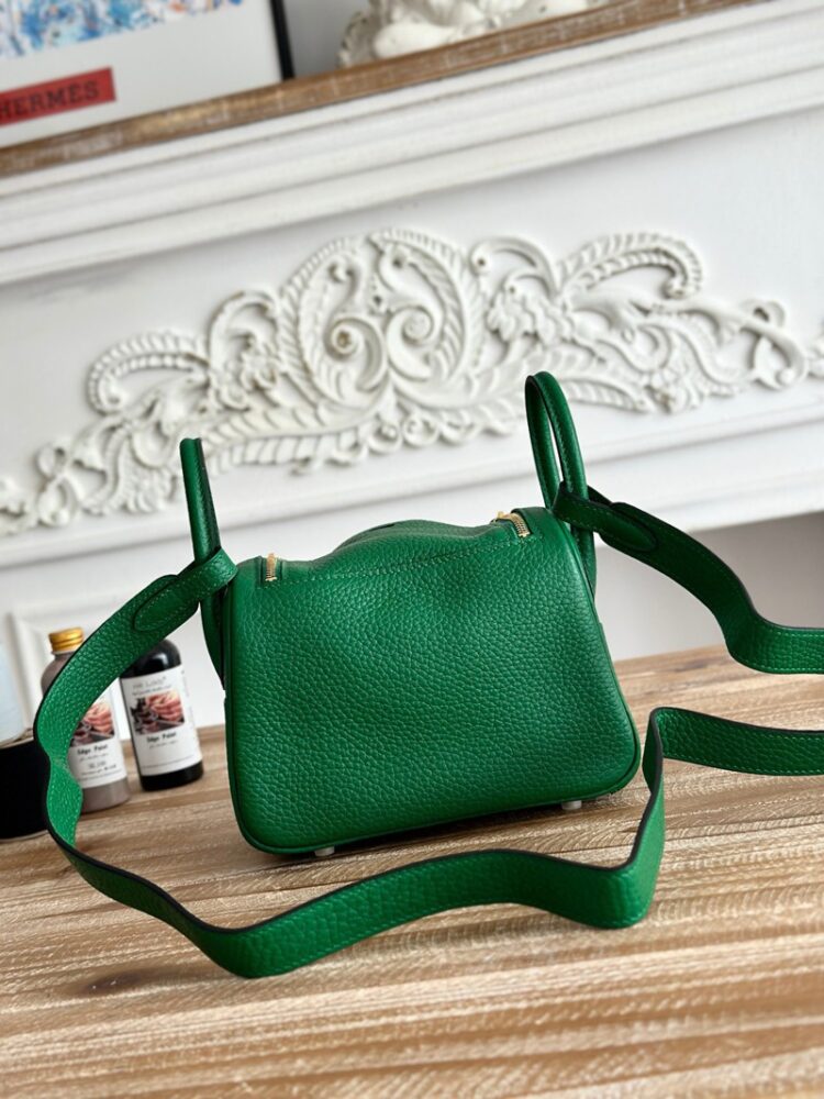 Hermes Lindy Mini 19cm Bag Taurillon Clemence Leather