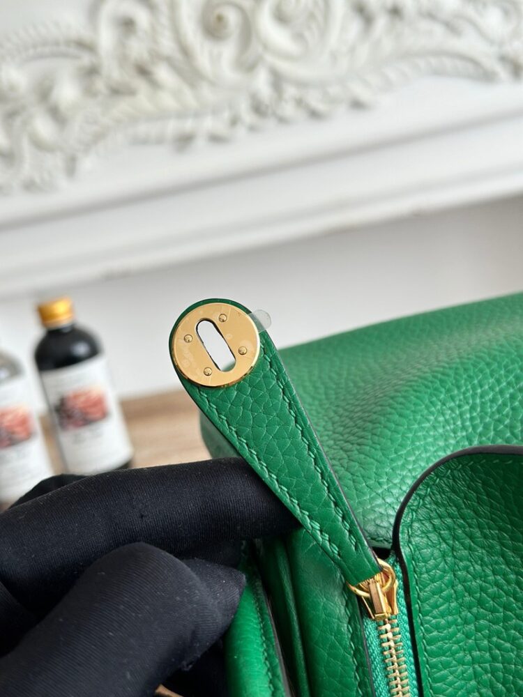 Hermes Lindy Mini 19cm Bag Taurillon Clemence Leather