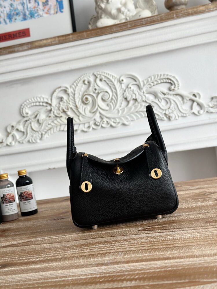 Hermes Lindy Mini 19cm Bag Taurillon Clemence Leather