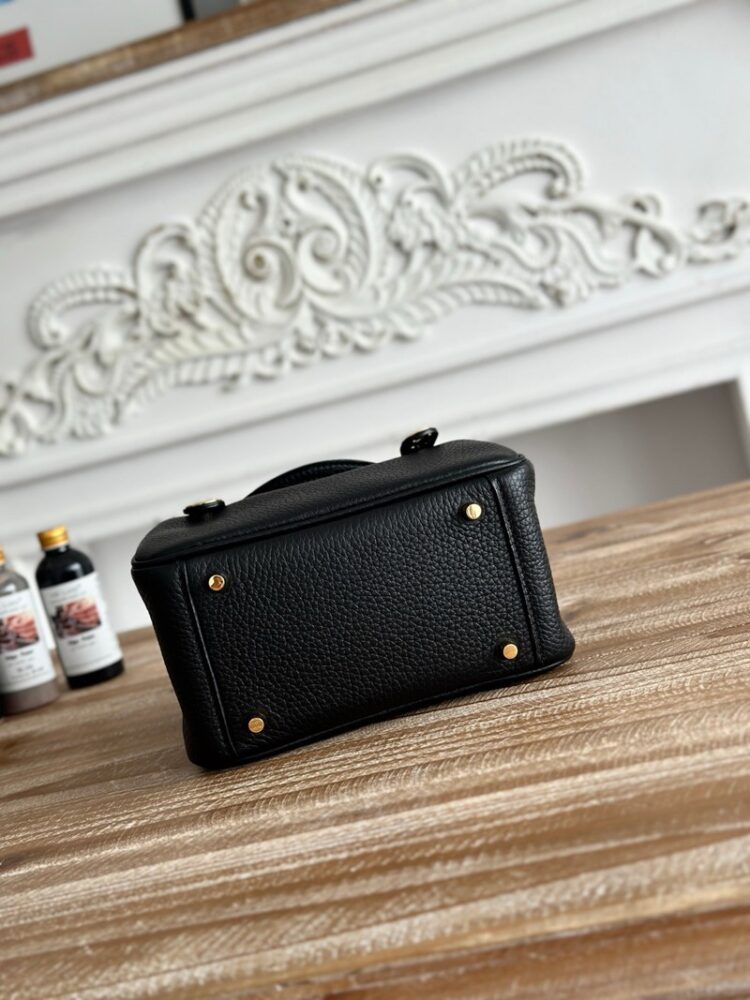 Hermes Lindy Mini 19cm Bag Taurillon Clemence Leather