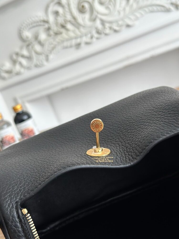 Hermes Lindy Mini 19cm Bag Taurillon Clemence Leather