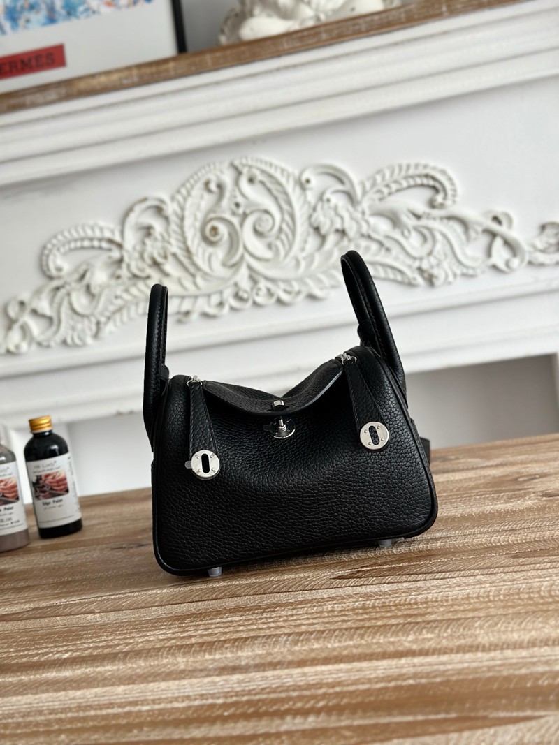 Hermes Lindy Mini 19cm Bag Taurillon Clemence Leather 19