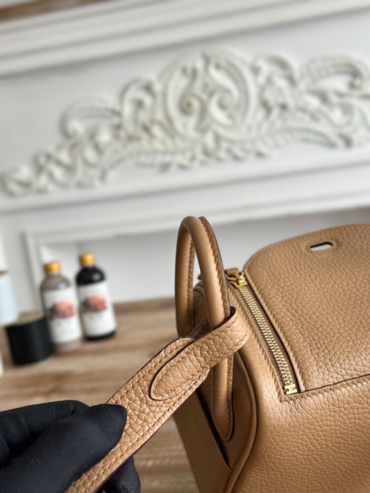 Hermes Lindy Mini 19cm Bag Taurillon Clemence Leather