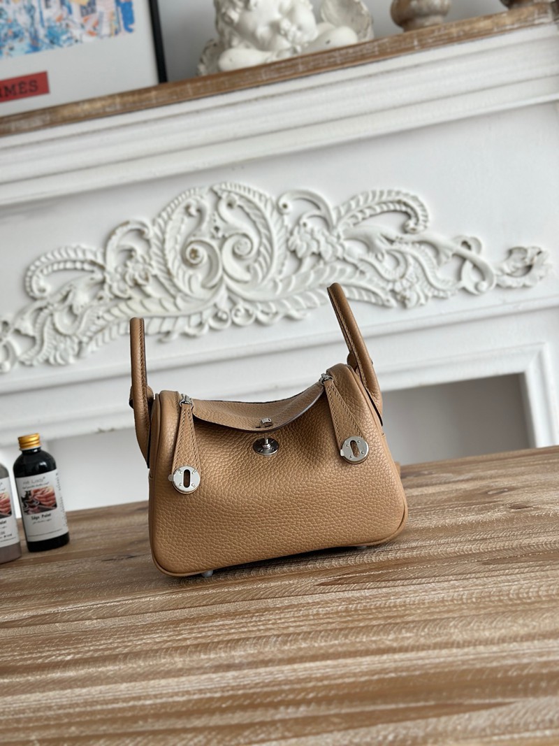 Hermes Lindy Mini 19cm Bag Taurillon Clemence Leather 23