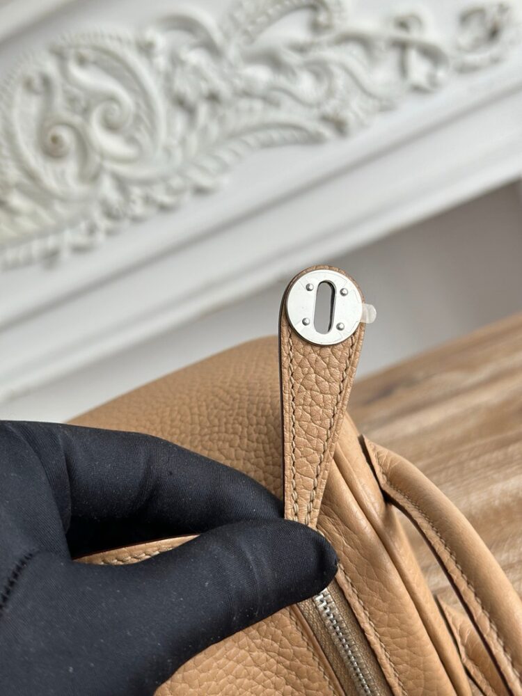 Hermes Lindy Mini 19cm Bag Taurillon Clemence Leather