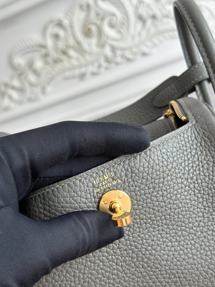 Hermes Lindy Mini 19cm Bag Taurillon Clemence Leather