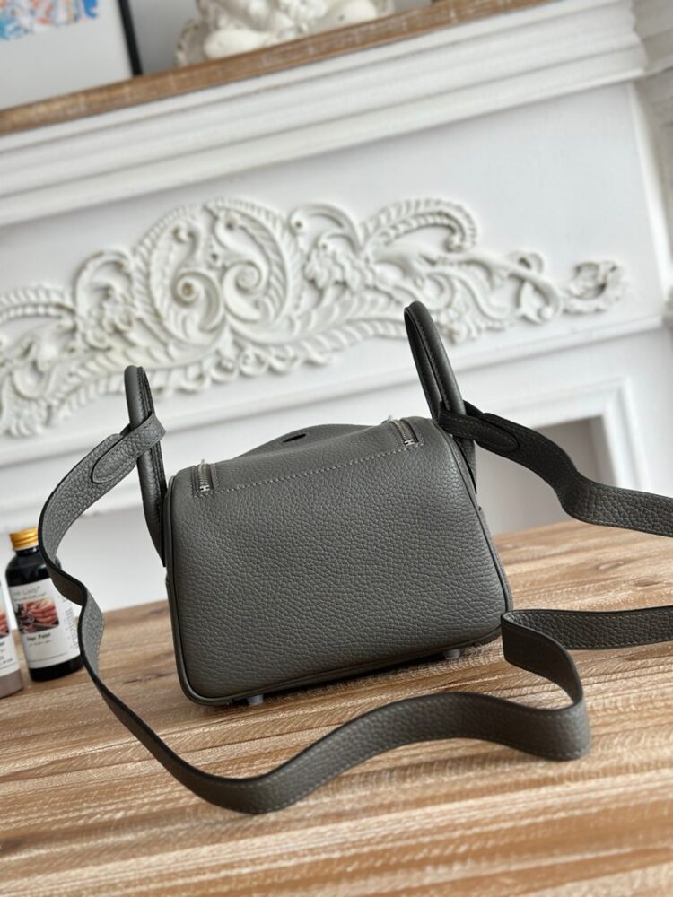 Hermes Lindy Mini 19cm Bag Taurillon Clemence Leather