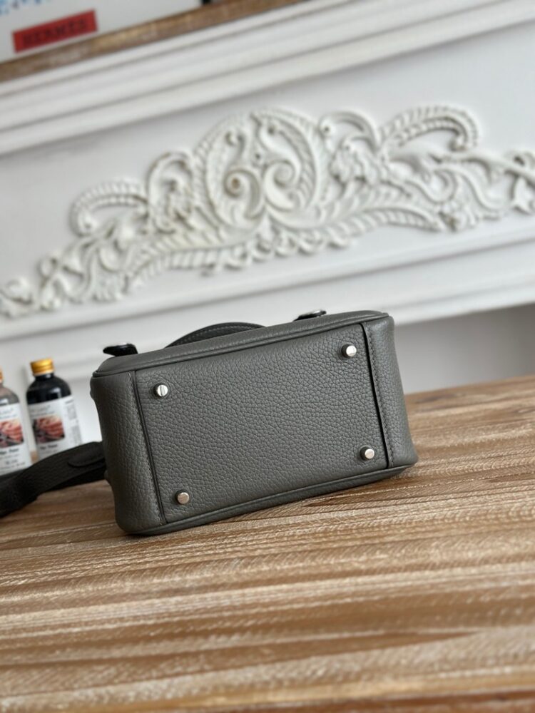 Hermes Lindy Mini 19cm Bag Taurillon Clemence Leather