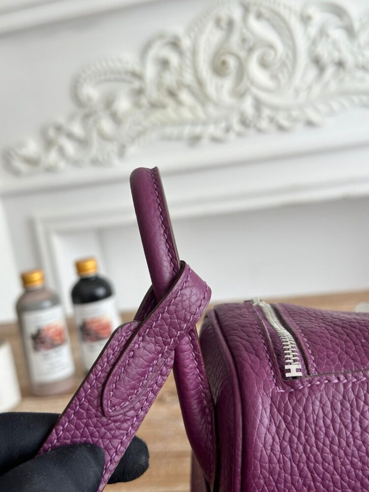 Hermes Lindy Mini 19cm Bag Taurillon Clemence Leather