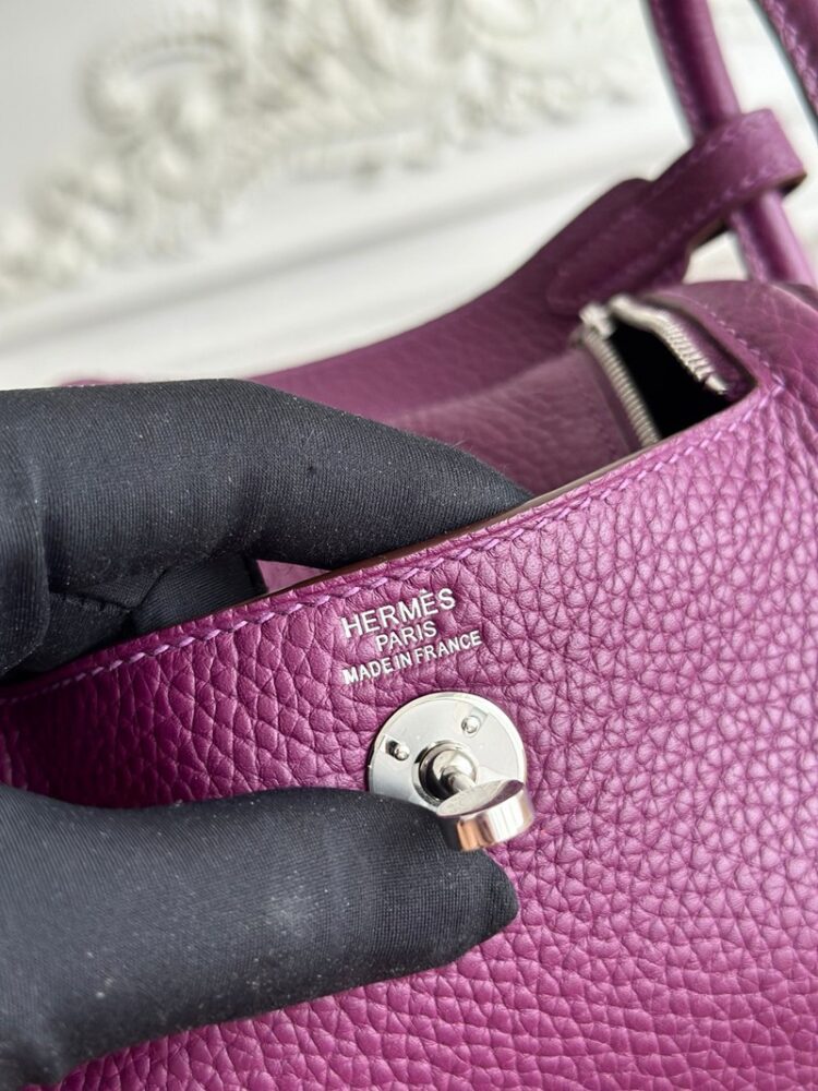 Hermes Lindy Mini 19cm Bag Taurillon Clemence Leather