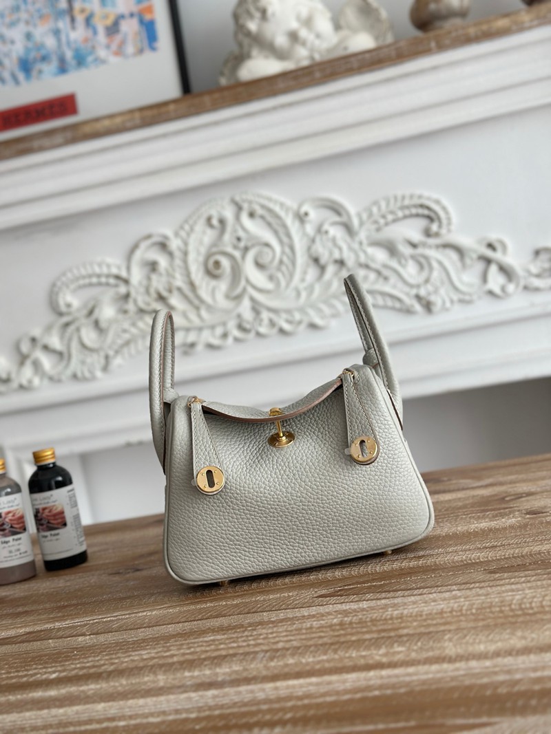 Hermes Lindy Mini 19cm Bag Taurillon Clemence Leather 28
