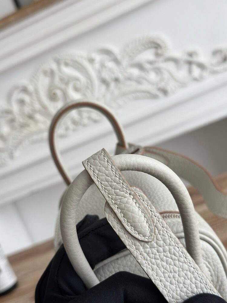 Hermes Lindy Mini 19cm Bag Taurillon Clemence Leather