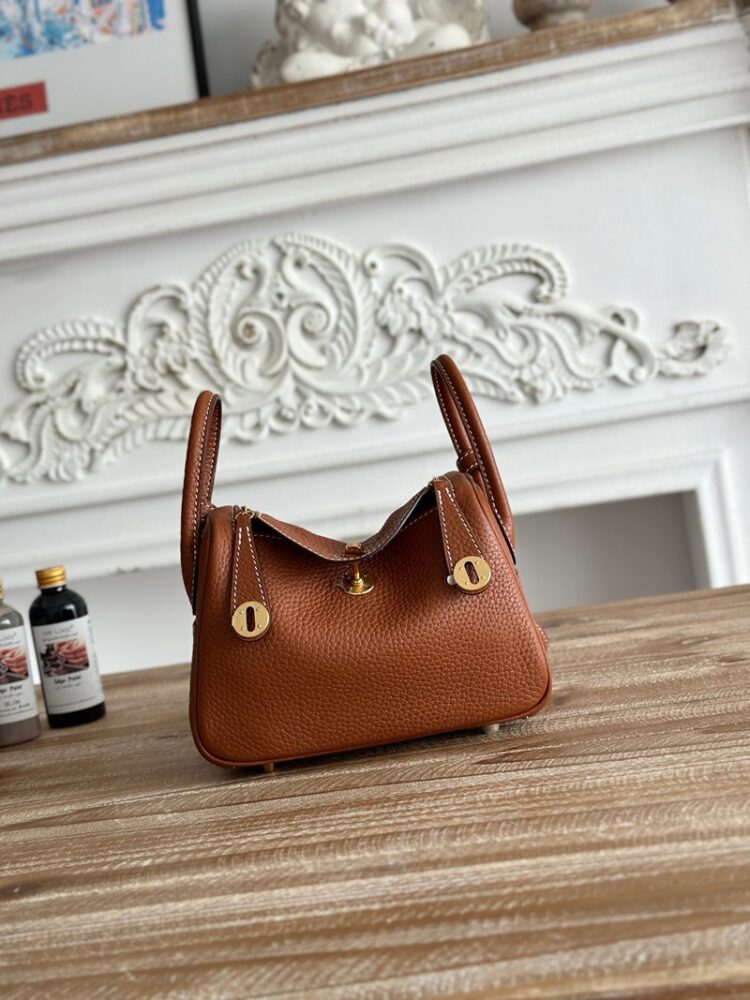 Hermes Lindy Mini 19cm Bag Taurillon Clemence Leather
