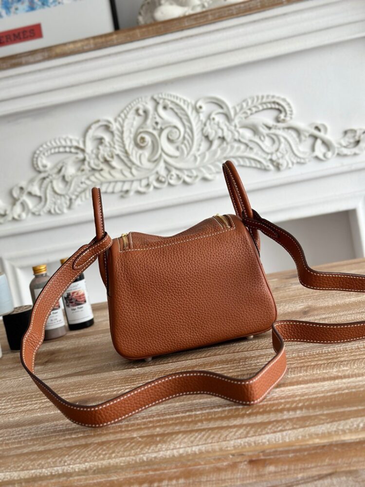 Hermes Lindy Mini 19cm Bag Taurillon Clemence Leather