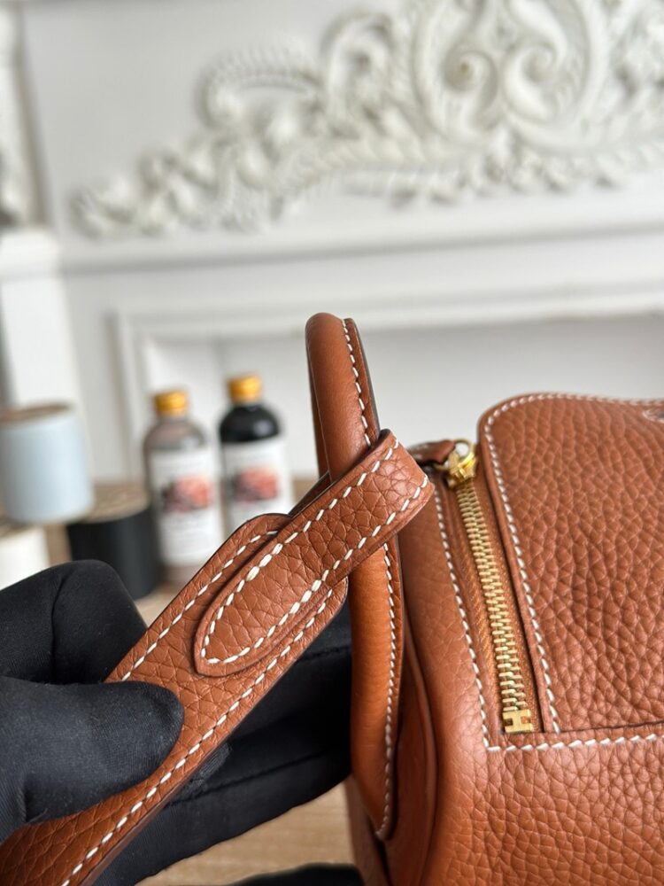 Hermes Lindy Mini 19cm Bag Taurillon Clemence Leather