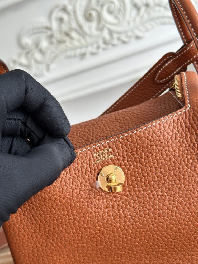 Hermes Lindy Mini 19cm Bag Taurillon Clemence Leather