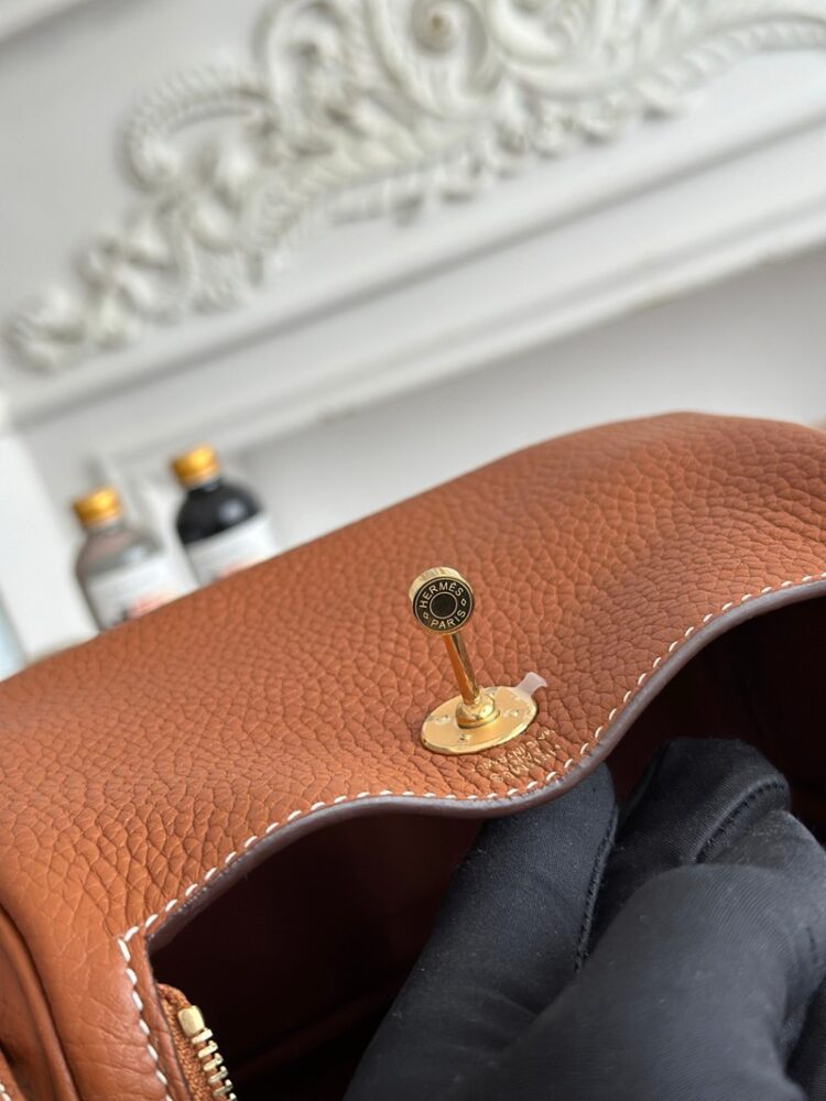 Hermes Lindy Mini 19cm Bag Taurillon Clemence Leather