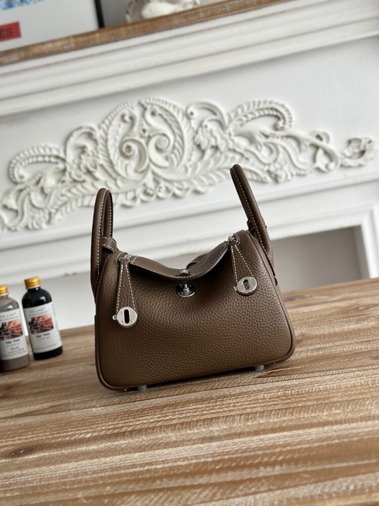 Hermes Lindy Mini 19cm Bag Taurillon Clemence Leather