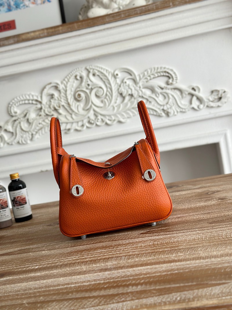 Hermes Lindy Mini 19cm Bag Taurillon Clemence Leather 37