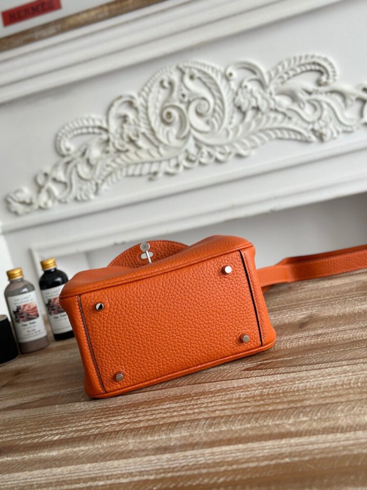 Hermes Lindy Mini 19cm Bag Taurillon Clemence Leather