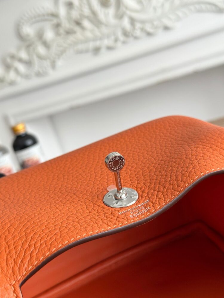 Hermes Lindy Mini 19cm Bag Taurillon Clemence Leather