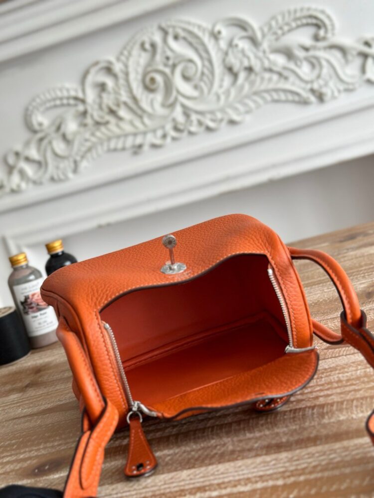 Hermes Lindy Mini 19cm Bag Taurillon Clemence Leather