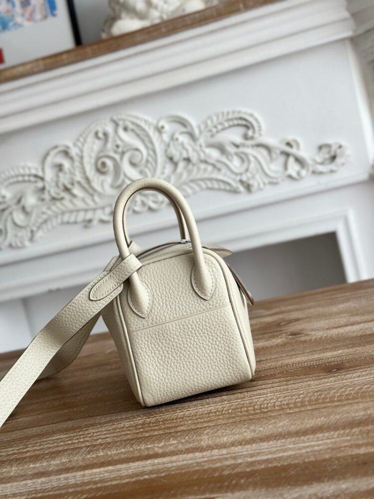 Hermes Lindy Mini 19cm Bag Taurillon Clemence Leather