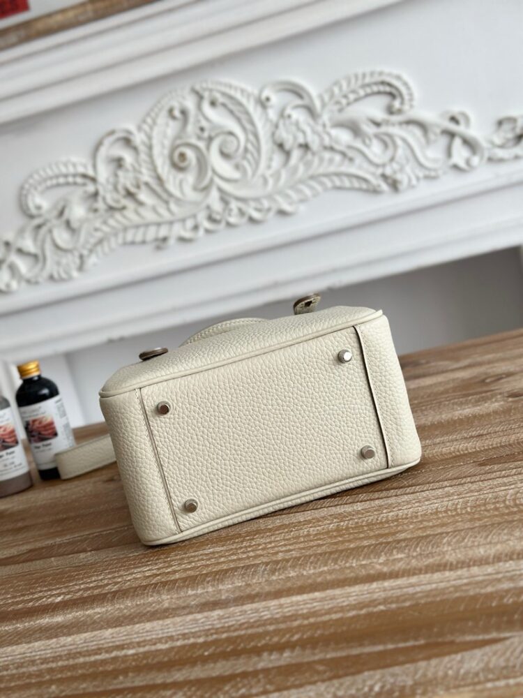 Hermes Lindy Mini 19cm Bag Taurillon Clemence Leather